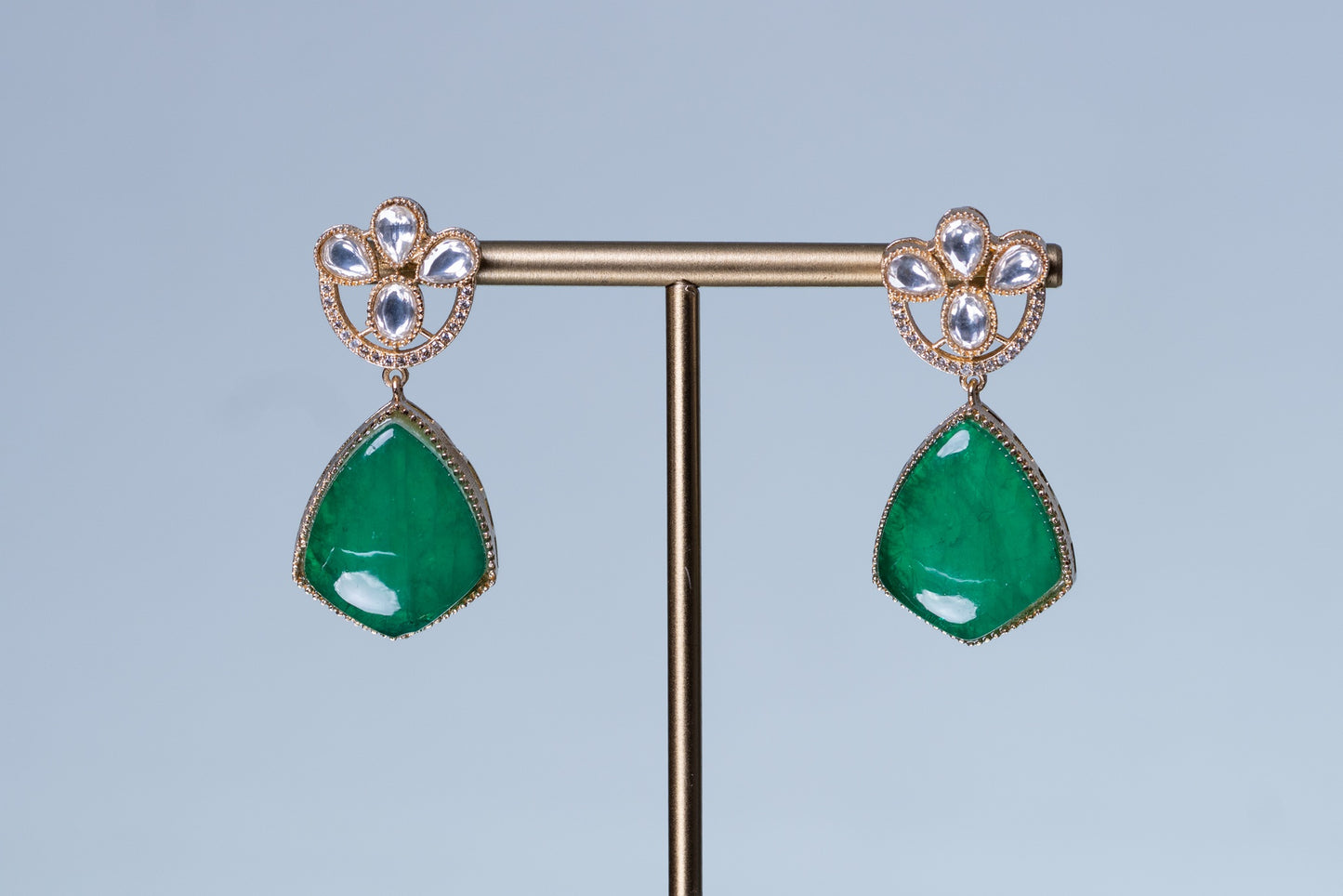 Green Emerald Doublet Drop and Moissanite Kundan Choker Necklace