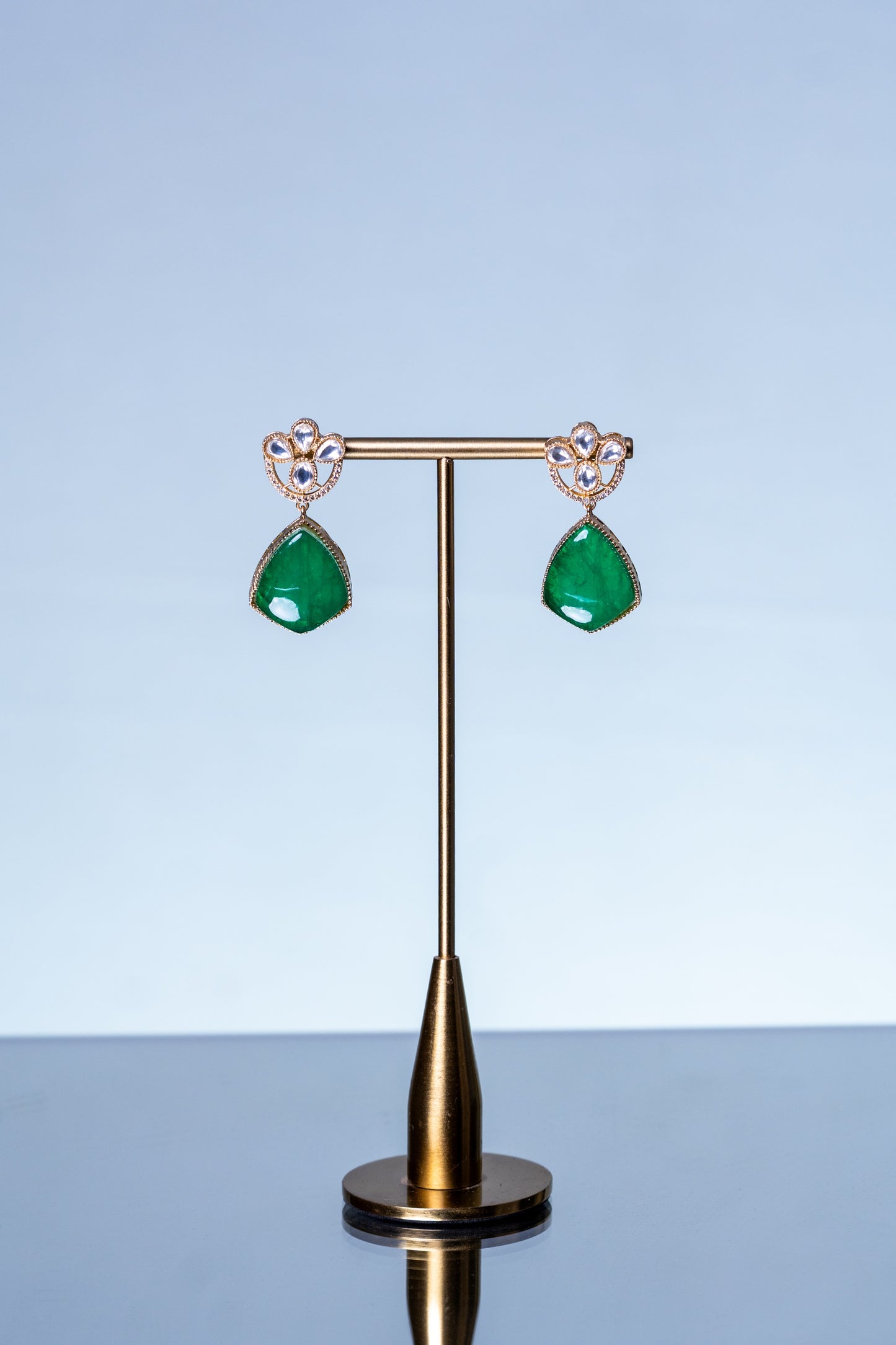 Green Emerald Doublet Drop and Moissanite Kundan Choker Necklace