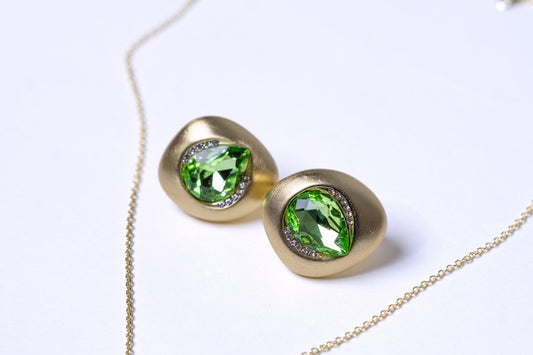 Australian Crystal 18KT Gold Plated Pendant and Stud Earrings