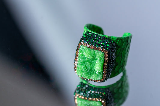 Green Natural Gemstone & Snake Skin Leather Ring - Adjustable Size