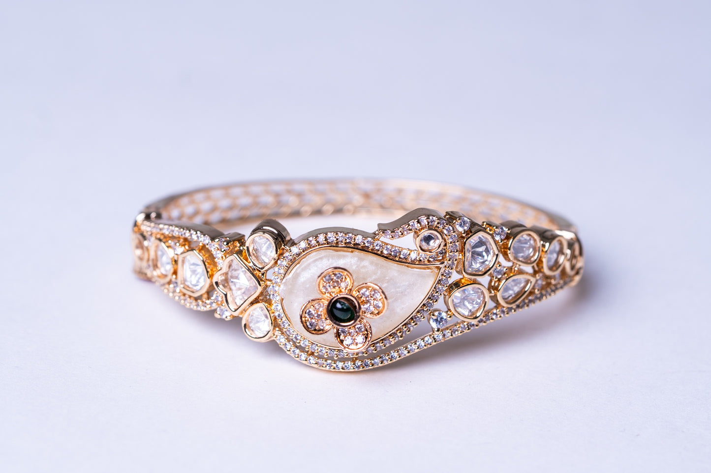 Mother of Pearl & Premium Moissanite Polki Kundan Bracelet