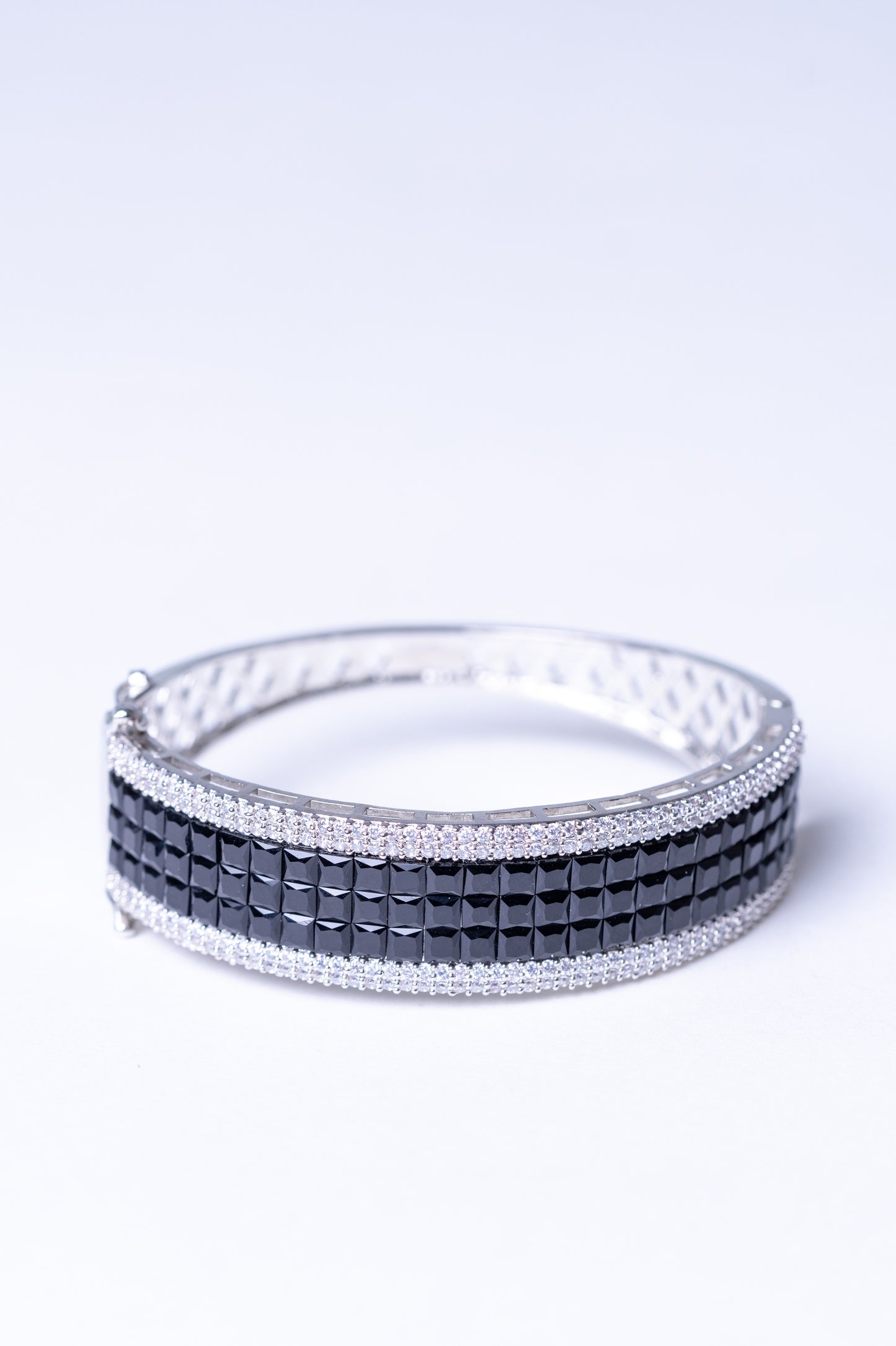 Black & White American Diamonds Zirconia Bracelet