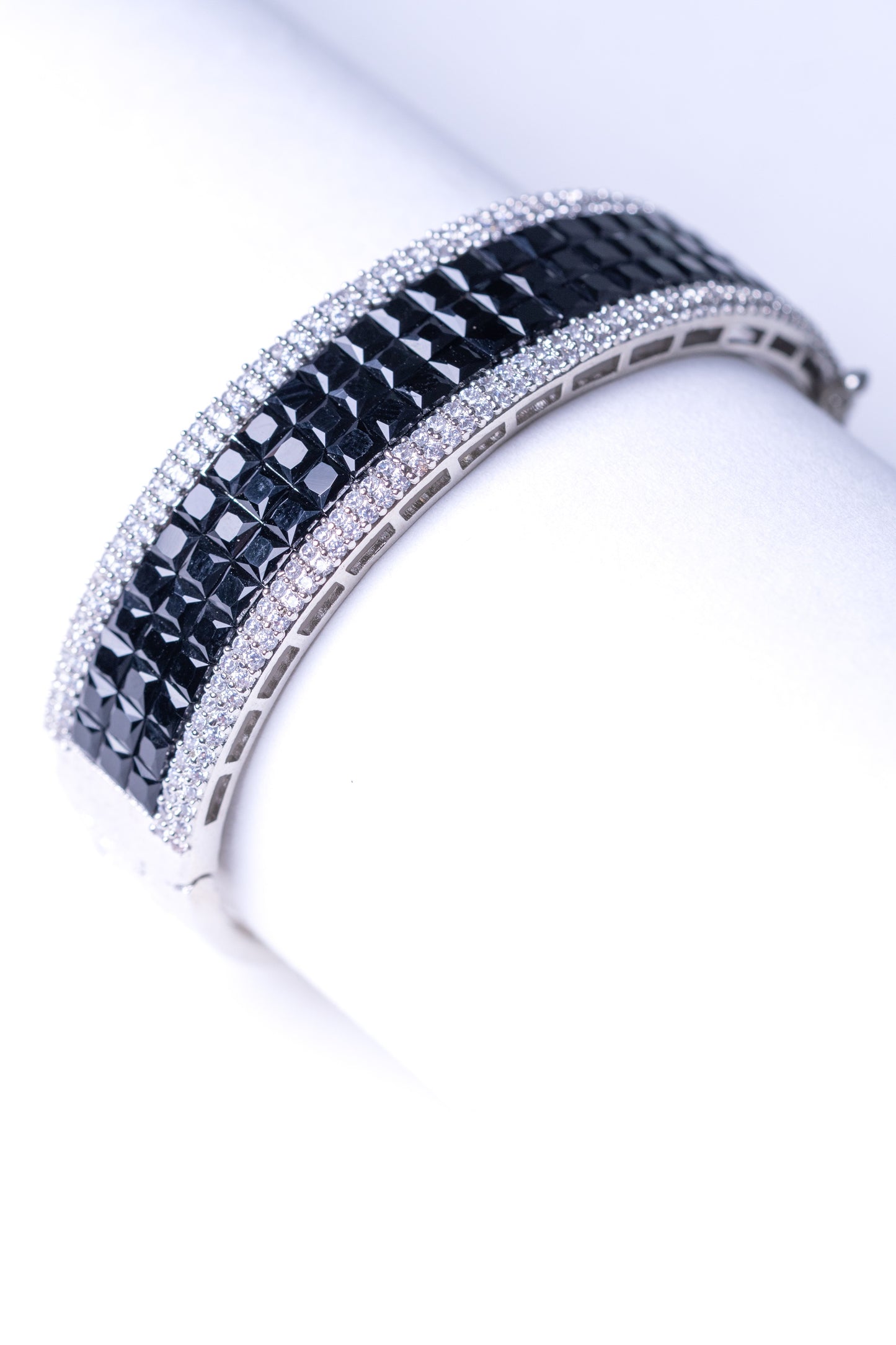 Black & White American Diamonds Zirconia Bracelet