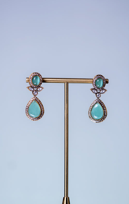 Aqua Mint Stone and Kundan Polki Necklace with Earrings