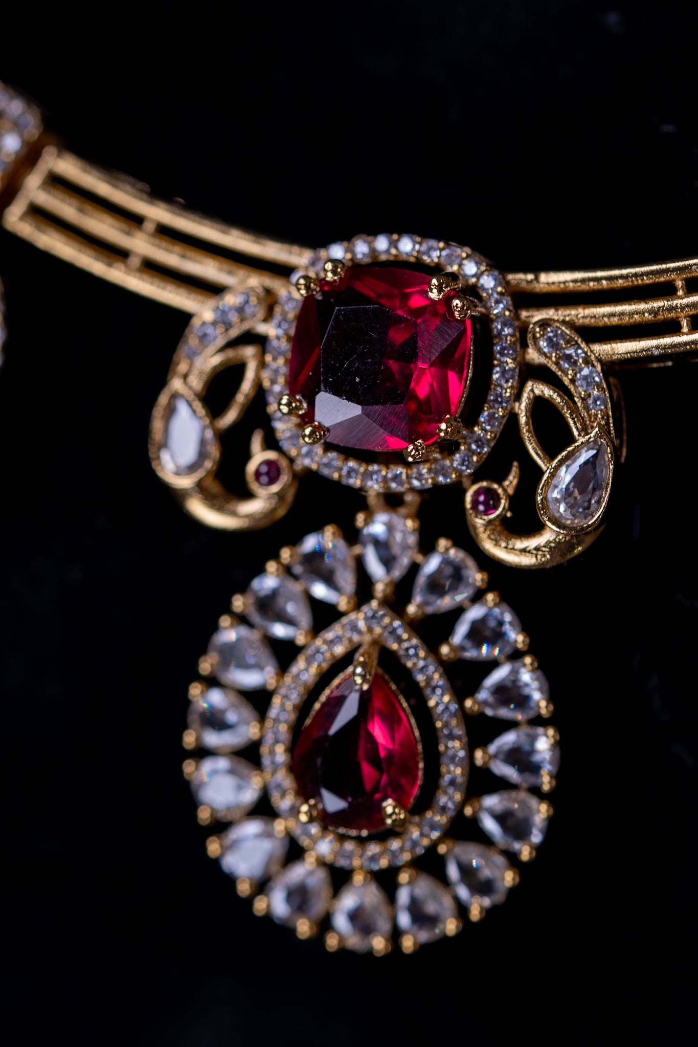 Red Stone Gold Plated Hasli Necklace with Earrings