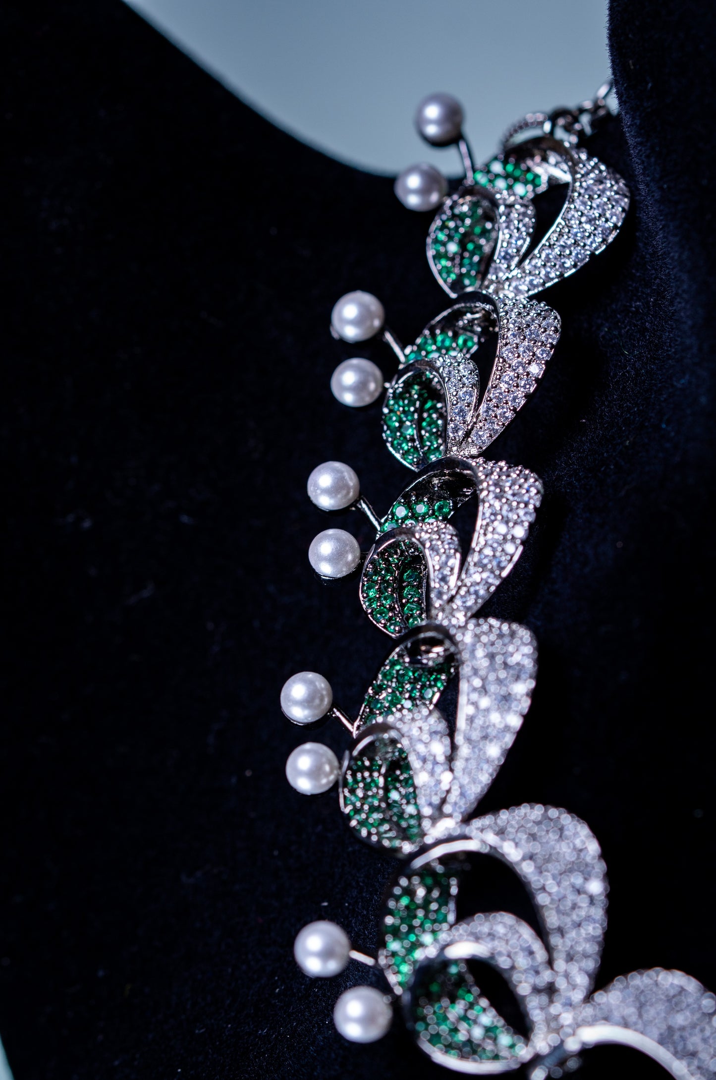 Emerald Green and White Nano Setting American Diamonds Zirconia with Real Pearl Designer 3D Necklace