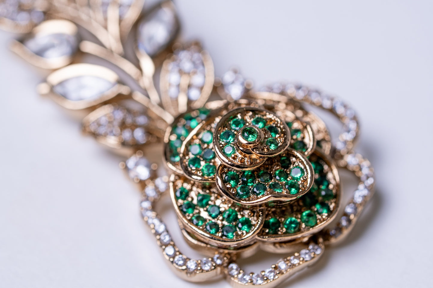 Italian Real Pearls Drop with Moissanite Polki and American Diamonds Zirconia Designer Hasli Necklace (GREEN)