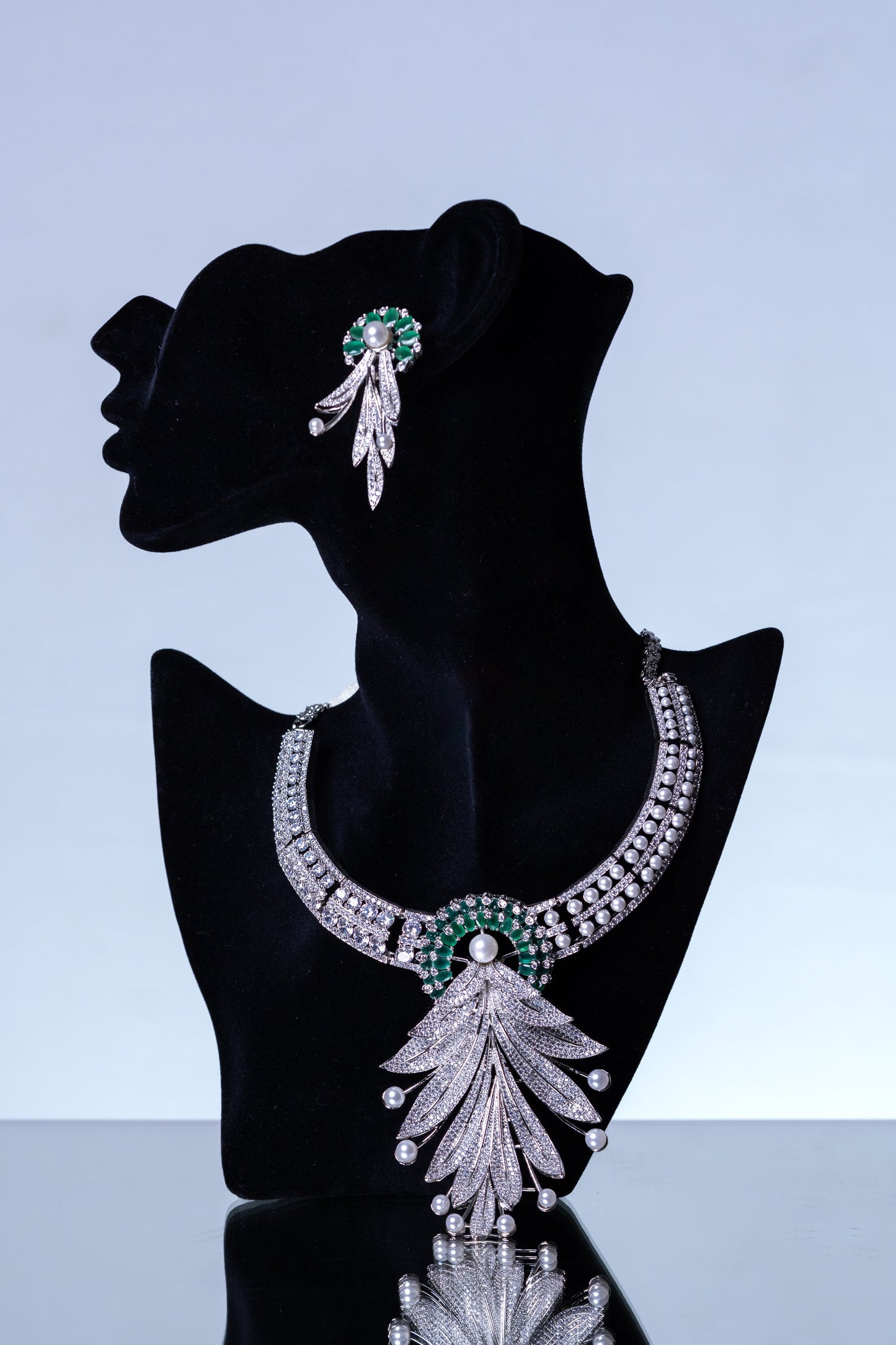 Emerald Green and White American Diamonds Zirconia with Real Pearl Designer 3D Necklace