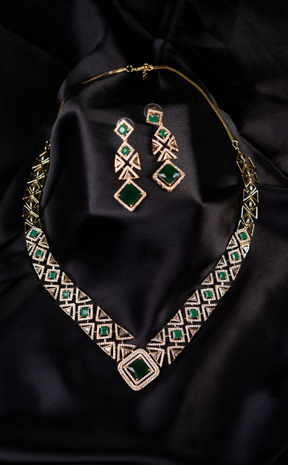 Parisian Golden V Style Necklace with Dangler Earrings